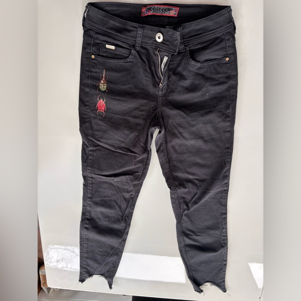 Edgy Black Women's Skinny Jeans with Embroidery